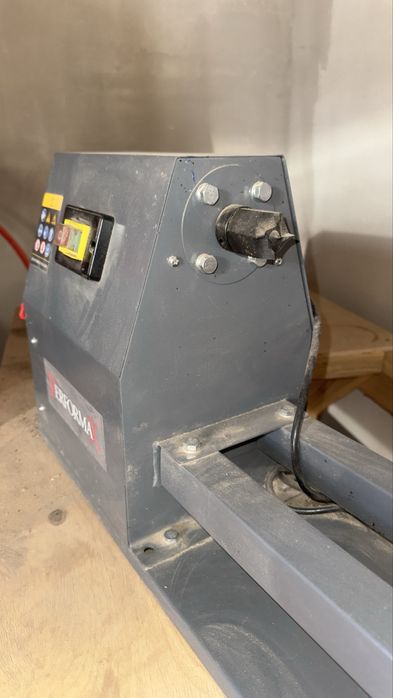 Токарный станок по дереву