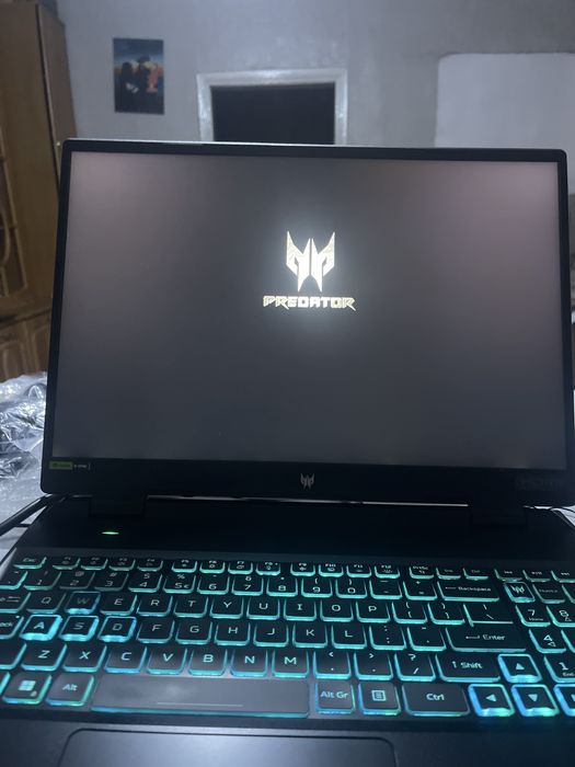 Acer Predator Helios Neo 16 / RTX 4060 8GB / i5-13500HX / 2.5K 165Hz