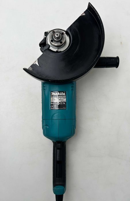 Makita GA9020R + Makita GA5030R - Голям и малък ъглошлайф