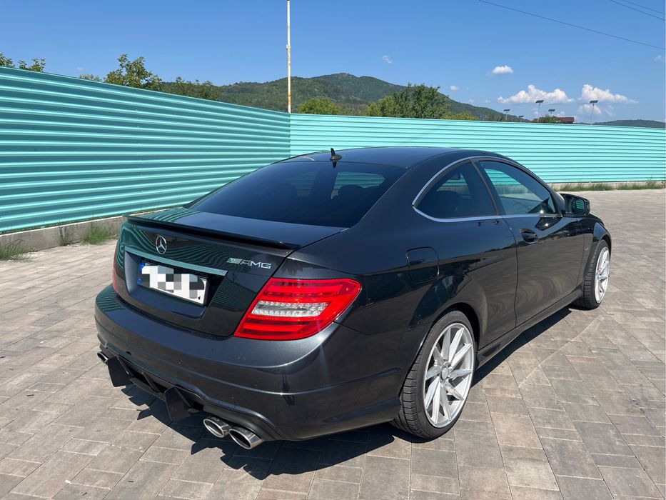 Mercedes-Benz C250 1.8CGI Pachet AMG Facelift Coupe Variante