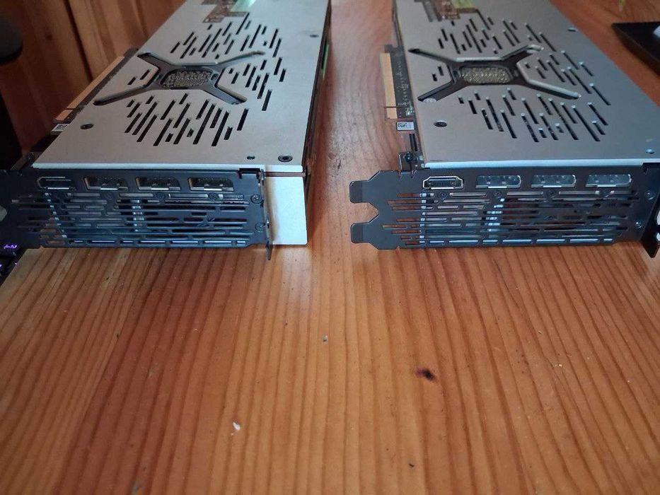 Продавам видеокарти Radeon VII 16GB