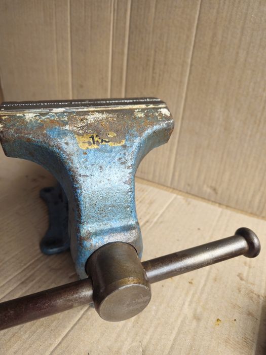 Menghină Heuer Front 135mm profesională