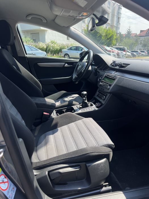 VOLKSWAGEN Passat 2012 — imagine 2