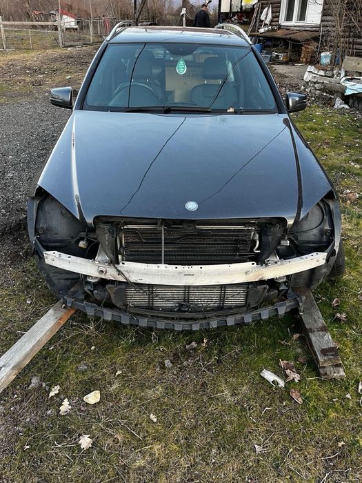 Mercedes c 220 +motor defect injectoare