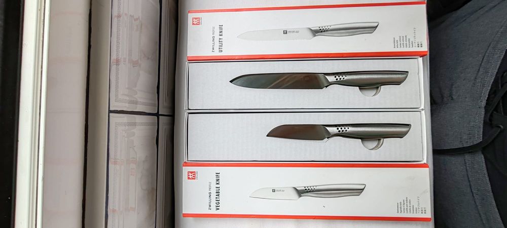Cutite ZWILLING si Tb France