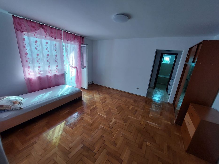 Apartament renovat  în George Enescu