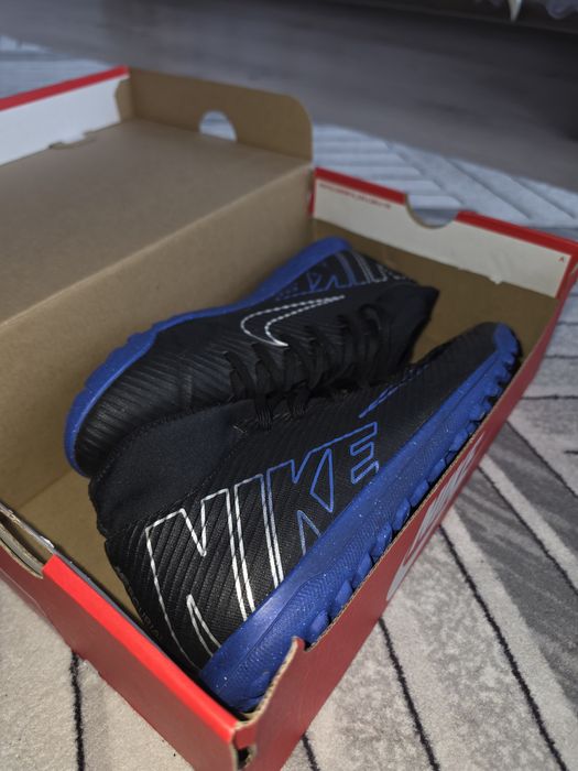 Футболни обувки Mercurial Superfly 9 Club,42 номер, черно кралско сини