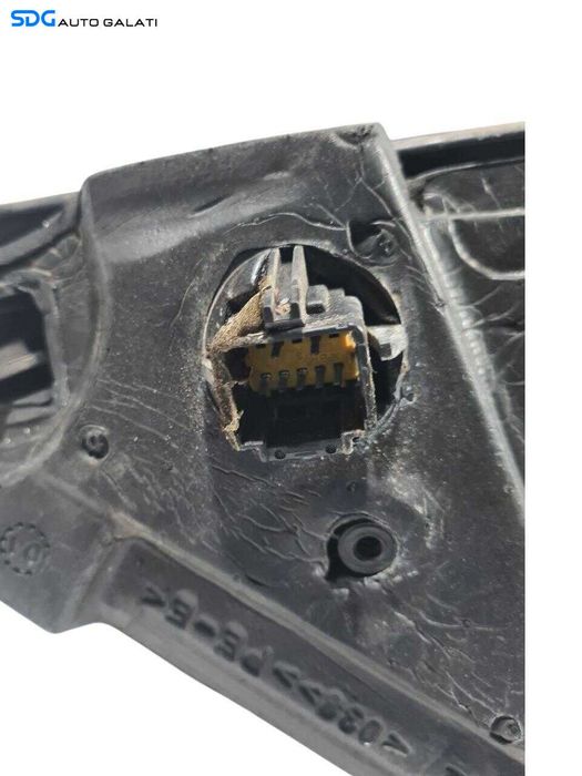 Oglinda Stanga Electrica Renault Megane 2 2002 - 2008 Cod 110511071109 110611081110 (Sticla Sparta Rama Fisurata) [LR1052]
