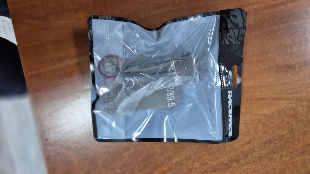 Grupset Shimano XTR 9100 , pedalier Race Face Next R Carbon 1x12