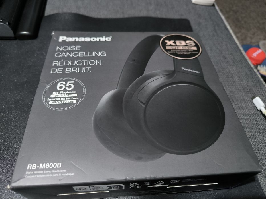 Casti Panasonic over-ear wireless NOI