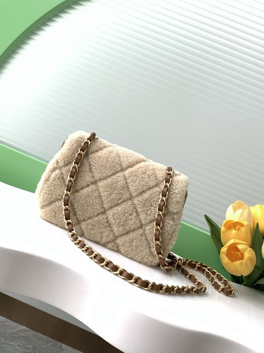 Дамска чанта Chanel Teddy Flap