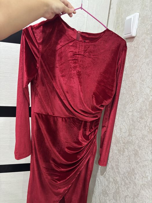 Продам красивое платье!