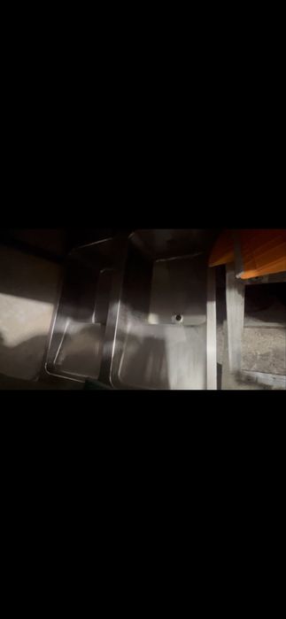 Продается мойка двайной чистый