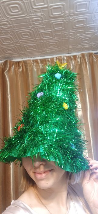 Продам новогодние шапки ёлочки
