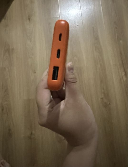 Продаю павербанк 2GIS