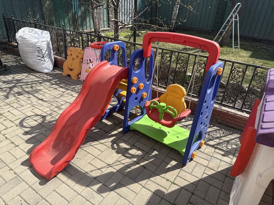 Продам домик игровой детский б/у