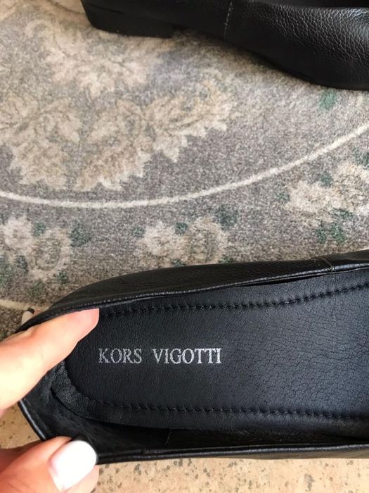 Продам балетки кожаные