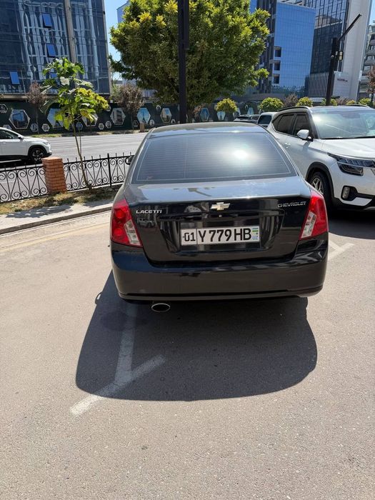 Срочно Lacetti 1.8 qora full
