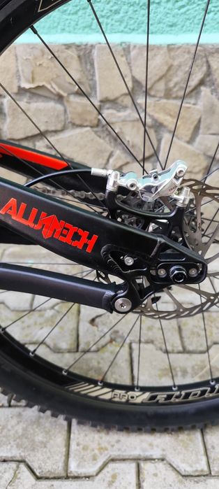 Downhill Alutech Manitou Dorado