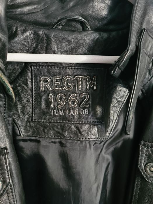 Vind geaca din piele