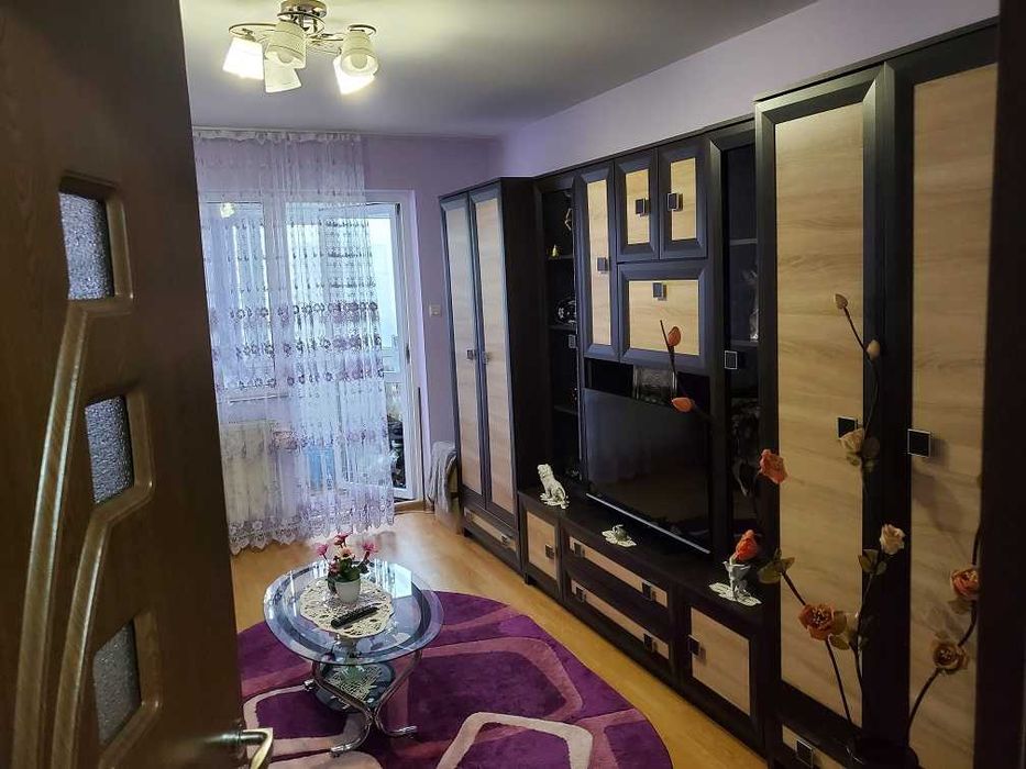 Apartament mobilat de vanzare cu 3 camere