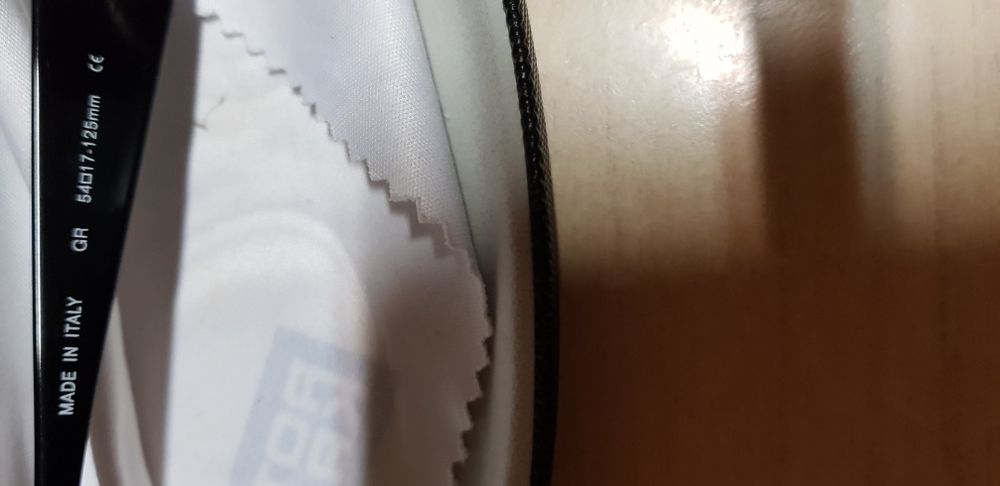 Ochelari Hugo Boss de soare