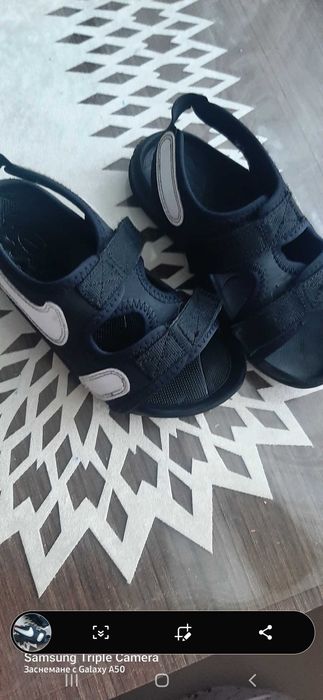 Детски сандали 29.5 номер nike