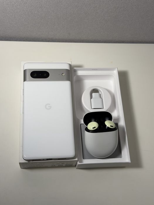 Комплект Google Pixel 7 128GB + Pixel Buds Pro (Lemongrass)