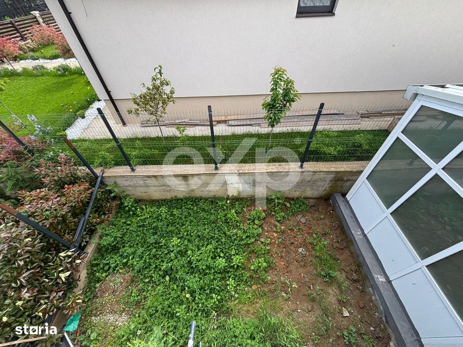 Casa de vanzare - triplex I Trivale Smeura
