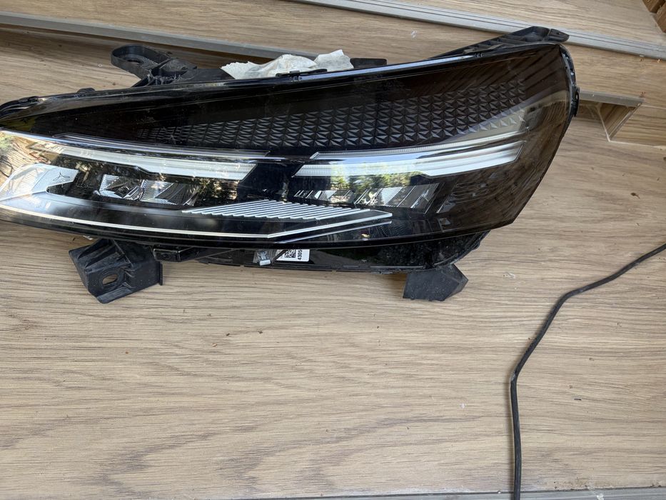 Far Renault Clio 5 facelift dreapta an 2023/2024/2025