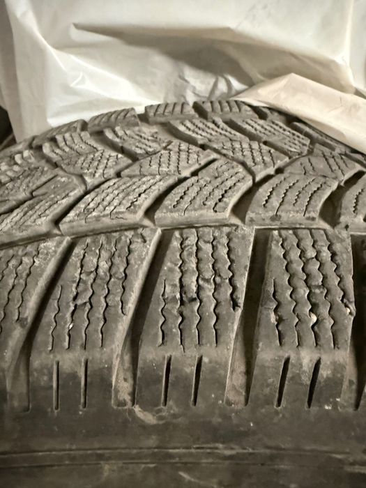 Зимни Гуми с оригинални джанти 235/65 R17 Mercedes SUV