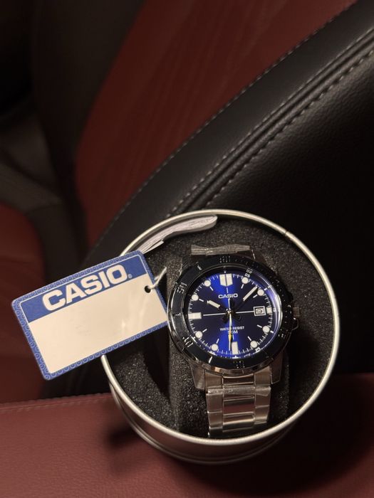 Часы Casio MTP-VD01D-2EVUDF оригинал  Срочно!!