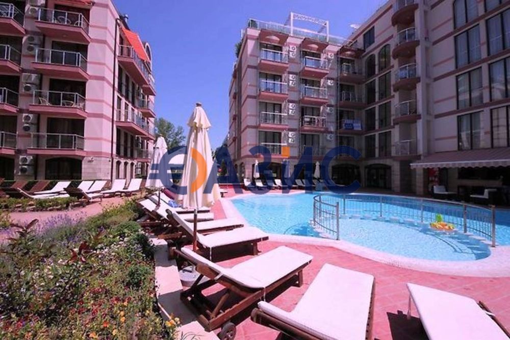 Продава се Едностаен апартамент в к.к. Слънчев бряг - 40 кв.м за 509 €/кв.м - Снимка #8
