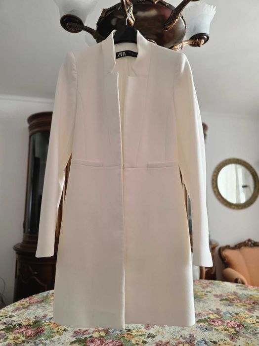 Sacou alb elegant ZARA