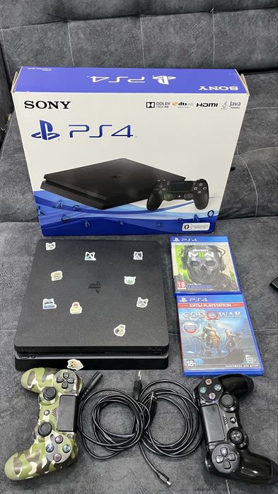 Продам PlayStation 4 Slim