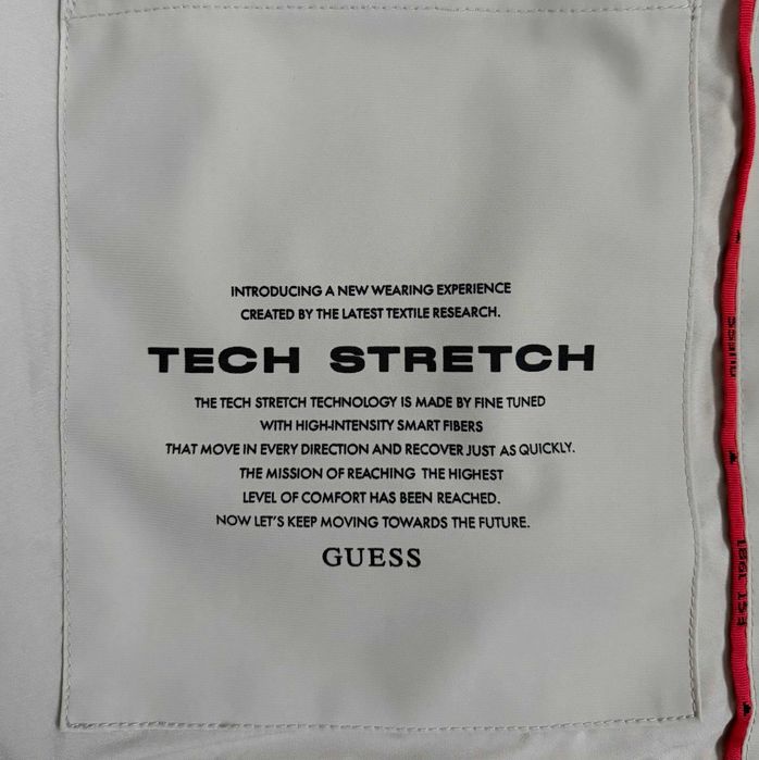 GUESS Яке /Tech Stretch/