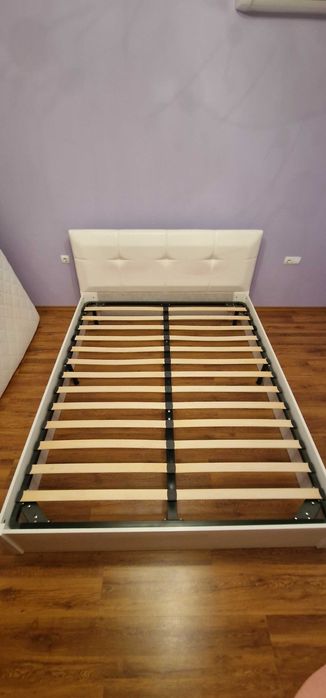 Бяла спалня 160×200