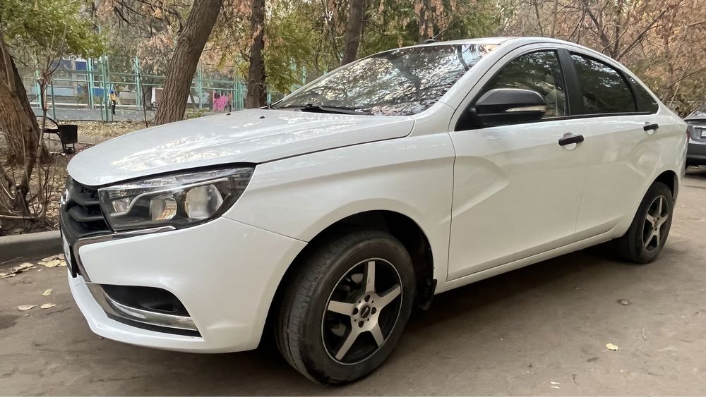 Лада Веста 2020ж