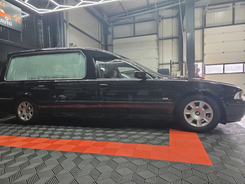Bmw 520i dric funerar e 39