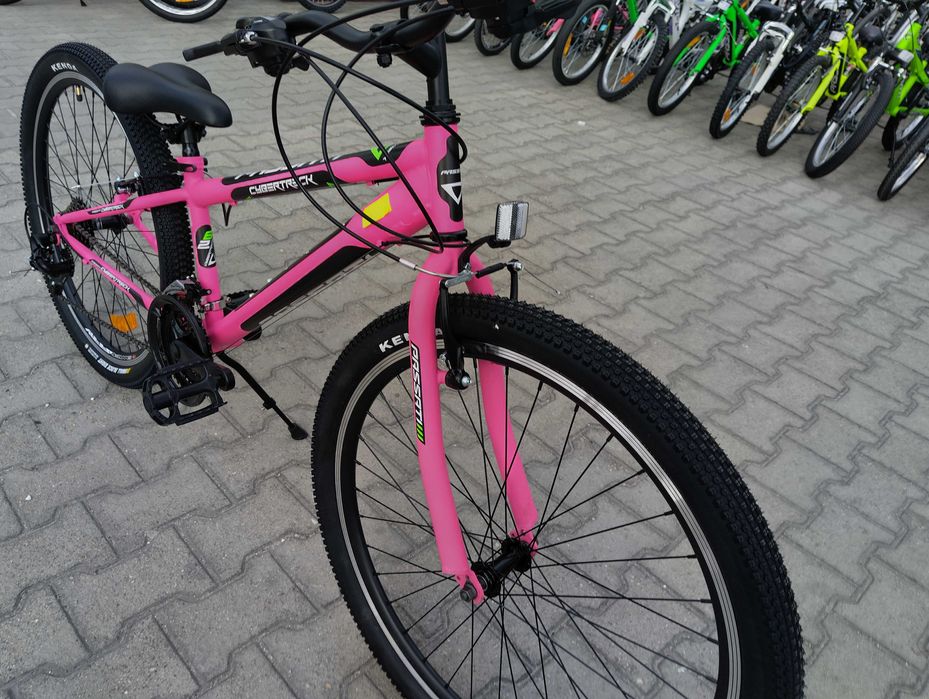 BG Велосипед 26" CYBER розов