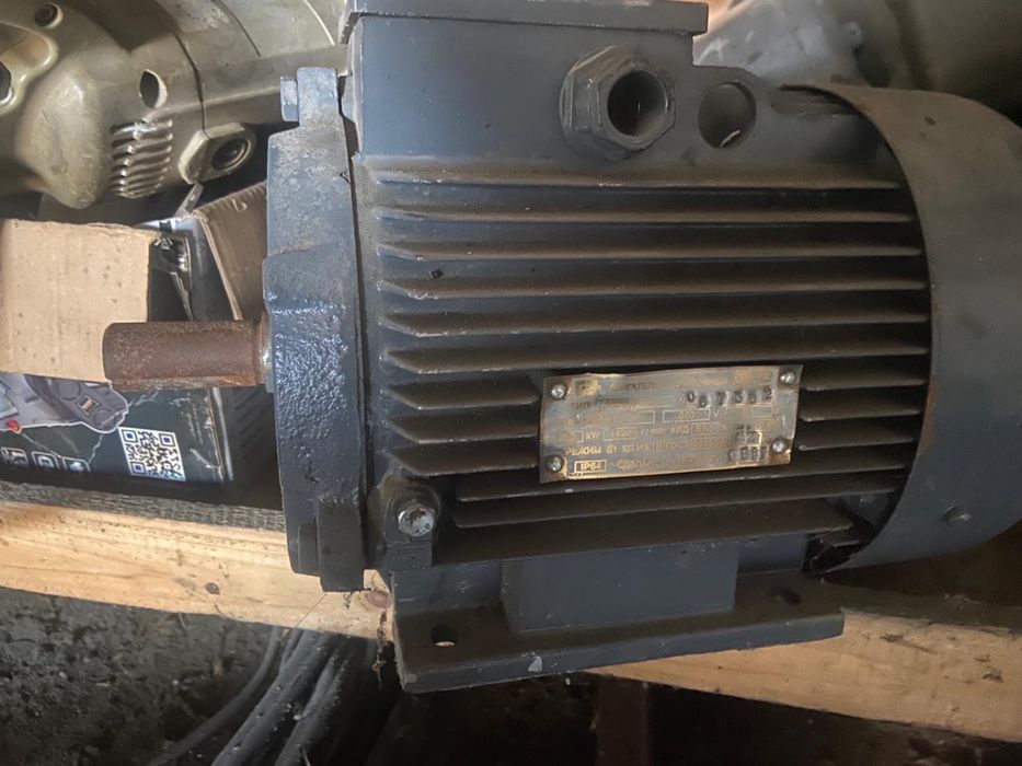 Двигатель асинхронный