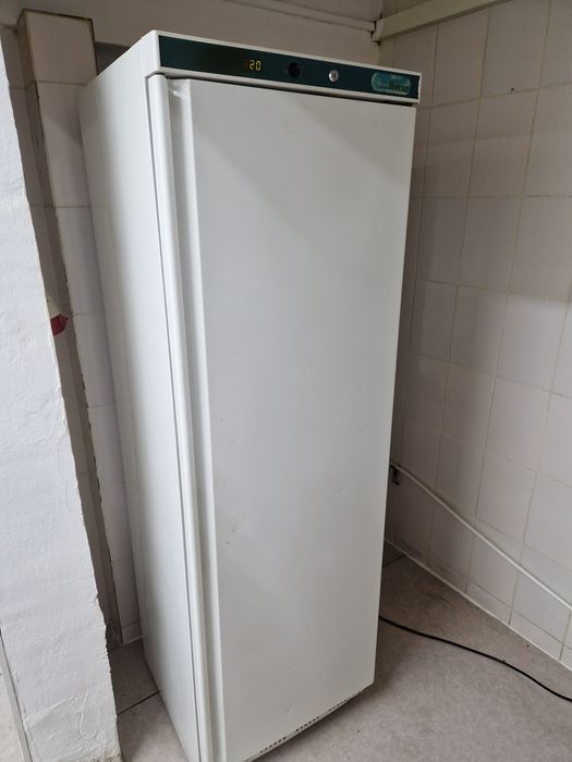 Vitrina rece expunere, vitrina frigorifica