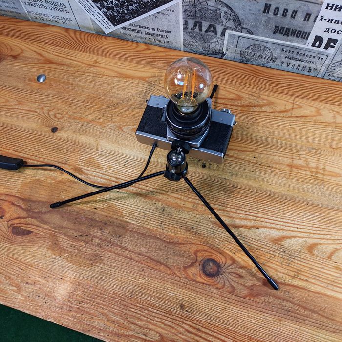 Уникални лампи от ретро фотоапарати – ръчна изработка.