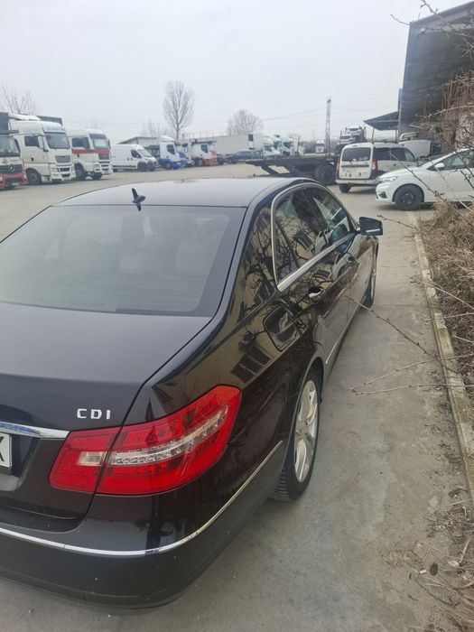 Vând mașina personala 
Mașina este în stare foarte