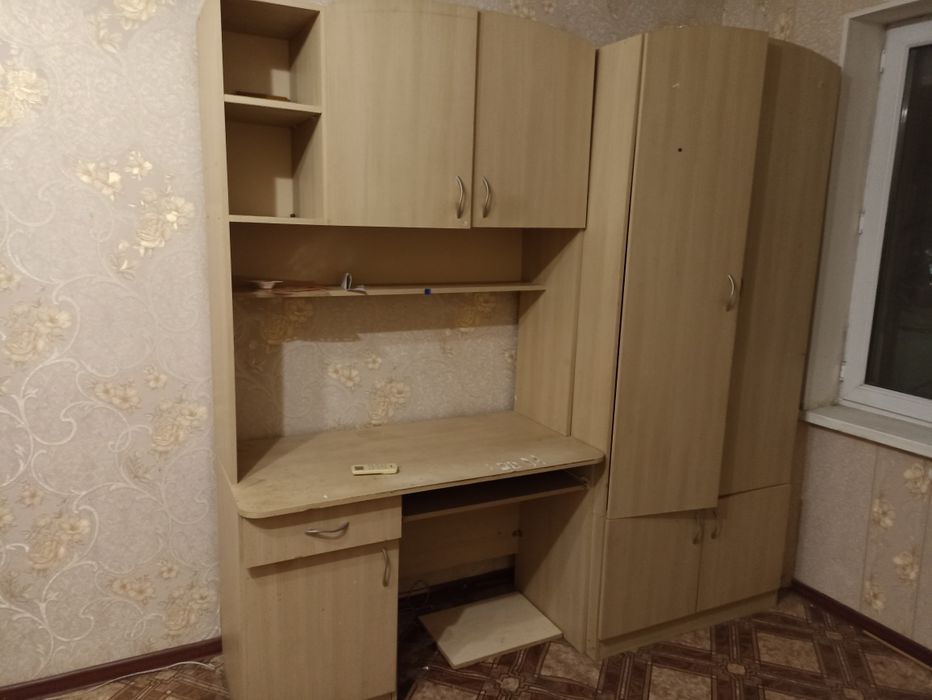 Комнатная мебель