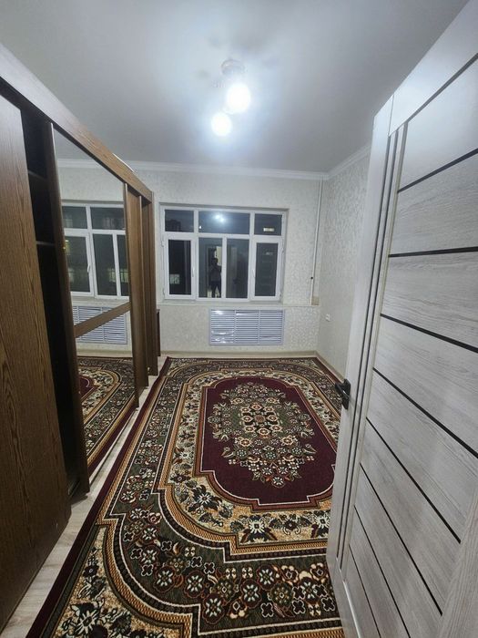 Shaxar markazi Sebzorda 2 xonali uy sotiladi