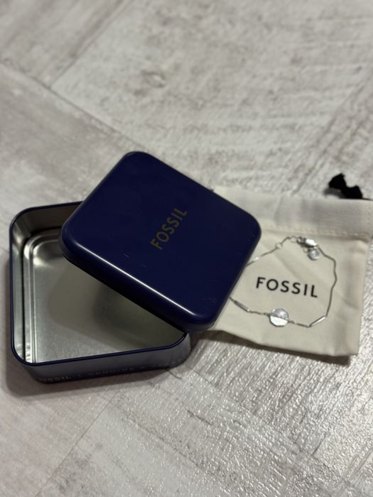 Brățară din colecția Fossil