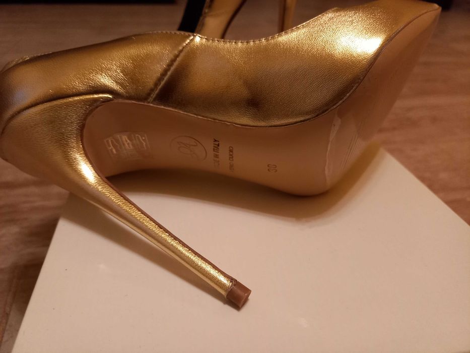 Pantofi piele  nr 38