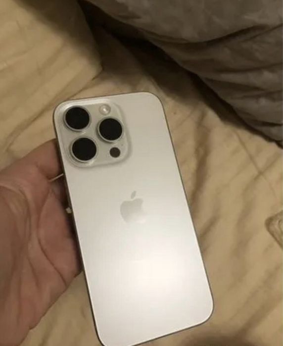 iPhone 15pro в хорошем сосотянии