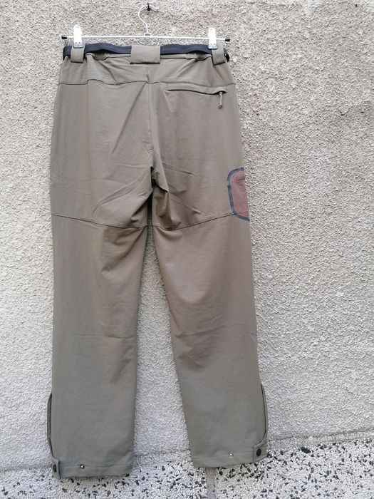 Нов сивозелен мъжки разтеглив пролетноесенен панталон Jack Wolfskin